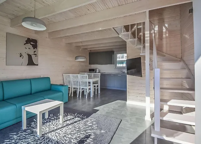 Awesome In With Kitchen *