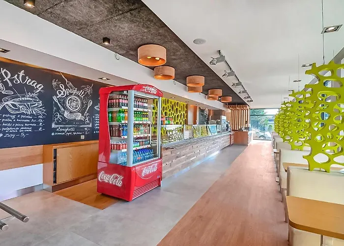 Awesome In With Kitchen Сasa de vacaciones *